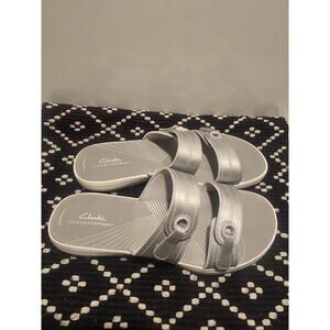 Clarks Cloudsteppers Sport Slide Sandals Breeze Silver Size US 11 walk comfort